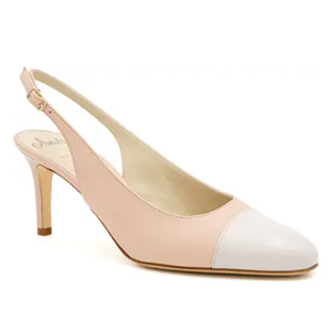 AMALFI by Rangoni Lauretta Slingback Cap Toe