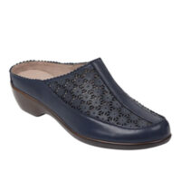 Easy Spirit Dusk Clog