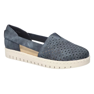 Easy Street Fedra Comfort Slip-On