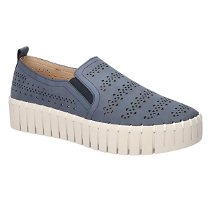 Easy Street Peppy Slip-On Platform Sneaker