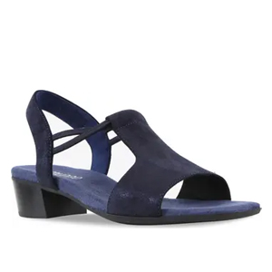 Munro Susan T-strap Sandal
