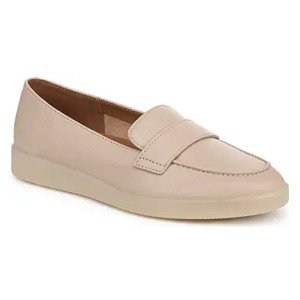 Naturalizer Karis Loafer
