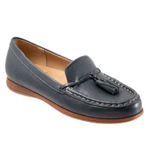 Trotters Dawson Tassel Loafer