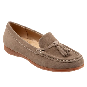 Trotters Dawson Tassel Loafer