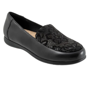 Trotters Deanna Loafer