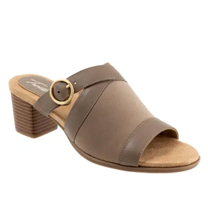 Trotters Mitzie Slide Sandal